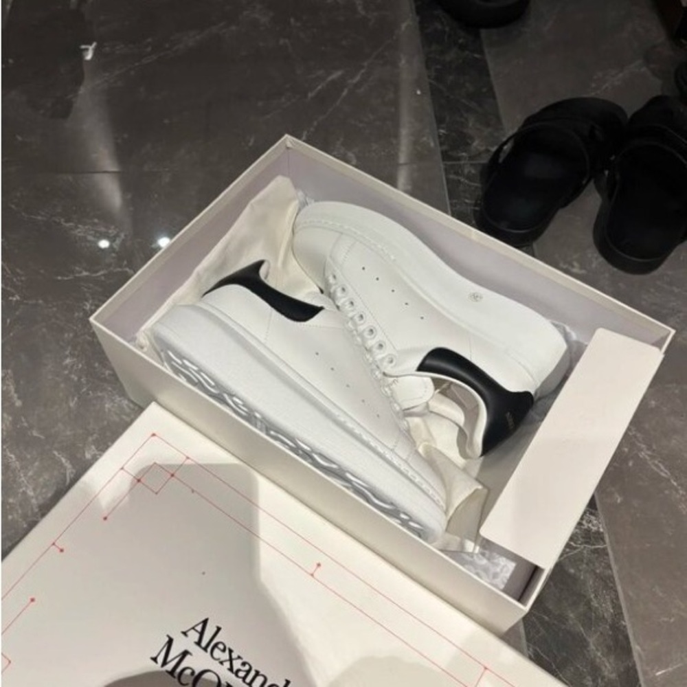 Alexander McQueen White Sneakers with Black Heel - Picture 6 of 6
